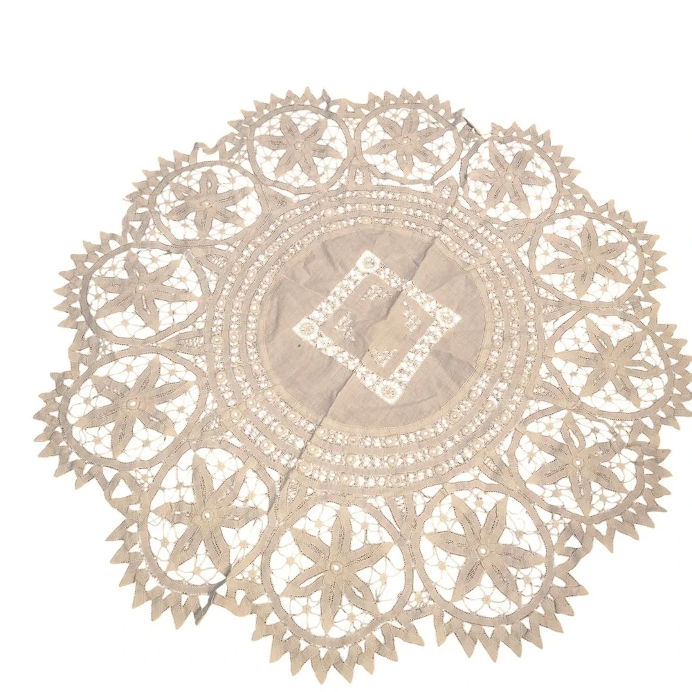Vintage Round Battenberg Lace Doily Off-White Floral Embroidered Table Mat 26